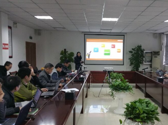 公司組織召開“時(shí)代光華”網(wǎng)絡(luò)培訓(xùn)平臺(tái)啟動(dòng)會(huì)