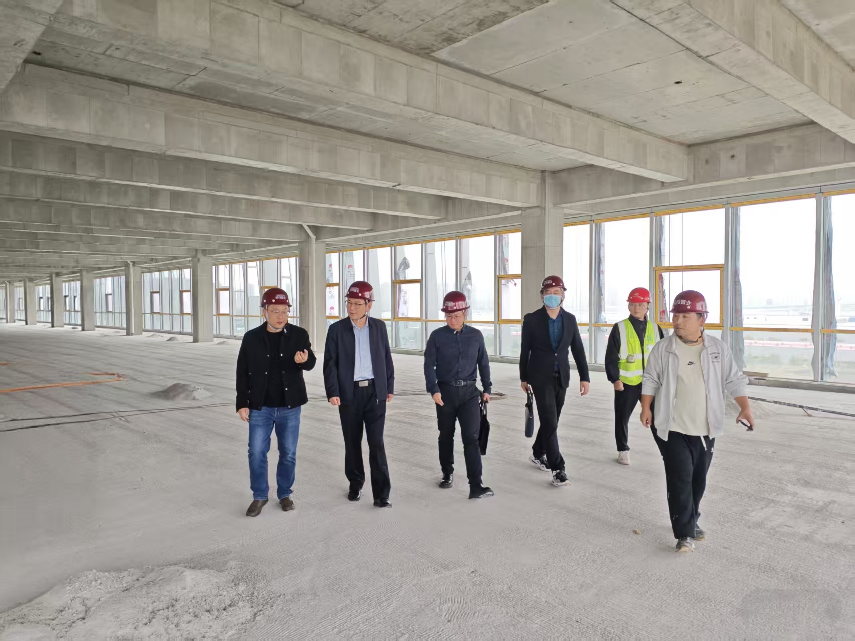 筑牢安全防線 守護(hù)職工安全——皖投置業(yè)公司工會開展安全生產(chǎn)監(jiān)督檢查